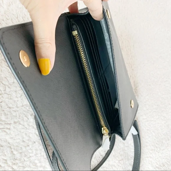 NWT Michael Michael Kors Leather Versatile Clutch​